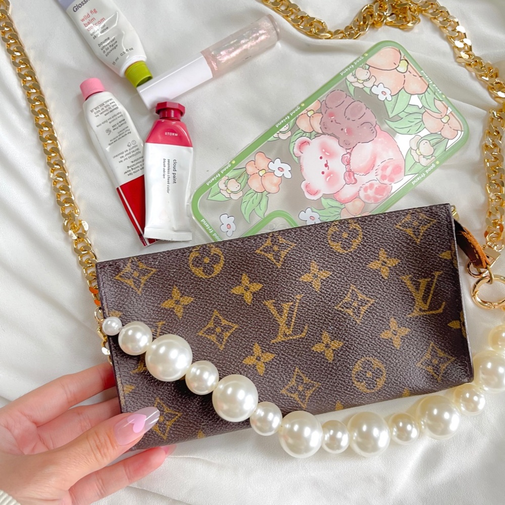 ✨🍒Authentic Bucket bag GM✨🍒 - Picture 6 of 14